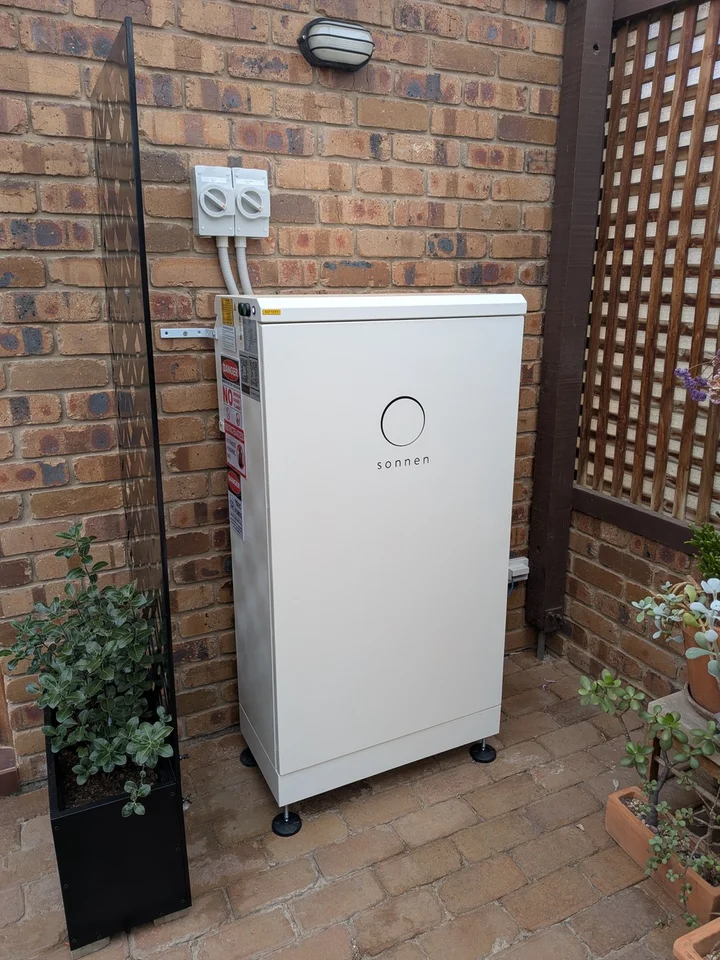 sonnenbatterie evo installation in Melbourne